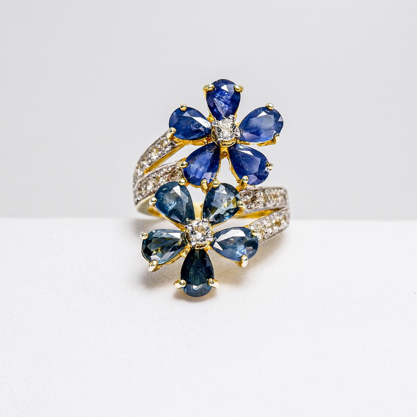 แหวนเงินแท้ 925 ฝังพลอย ไพลิน (Blue Sapphire) + ไวท์โทพาส (whitetopaz)