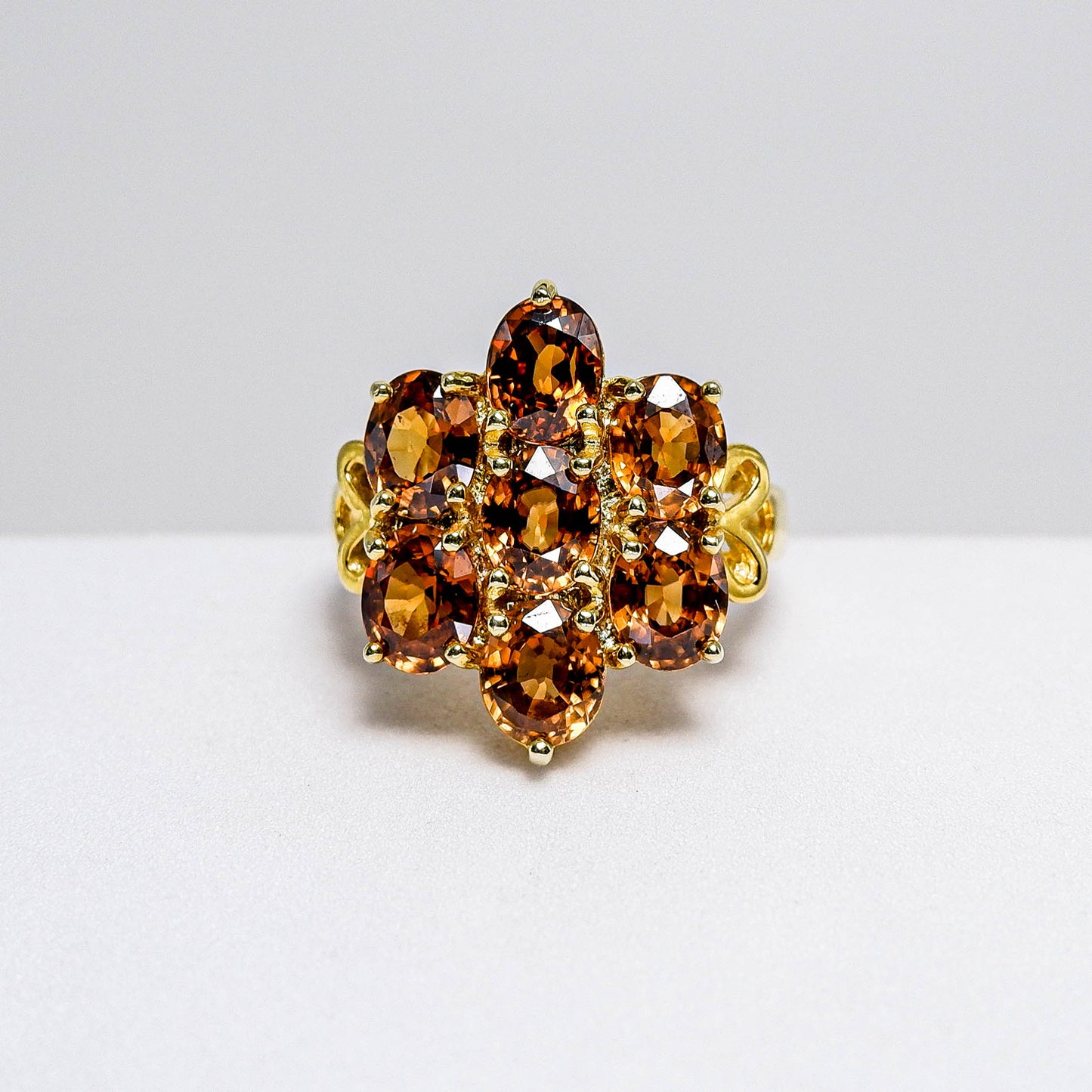 แหวนเงินแท้ 925 ฝังพลอย เพทาย (ดิบ) (Zircon)