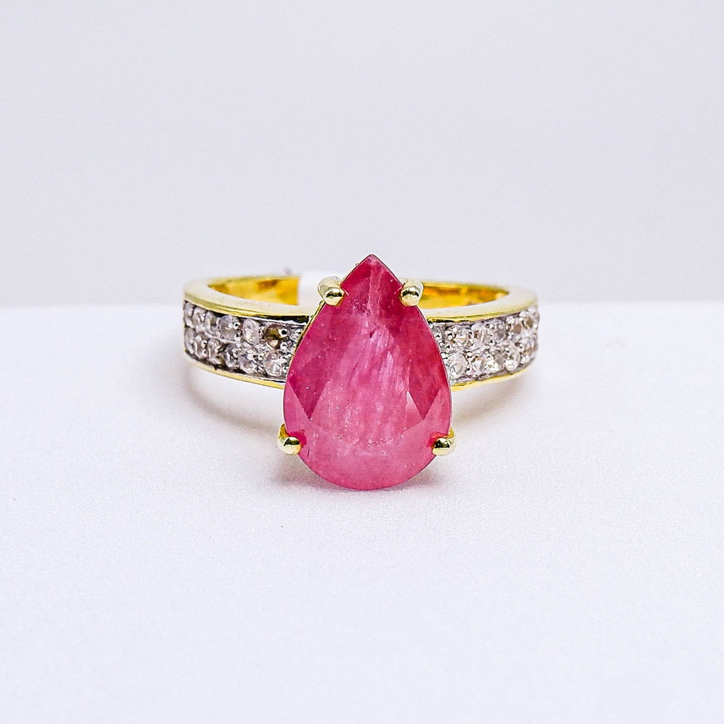 แหวนเงินแท้ 925 ฝังพลอย ทับทิมแทนซาเนีย (Tanzania Ruby) + เซอร์คอน (Zircon)