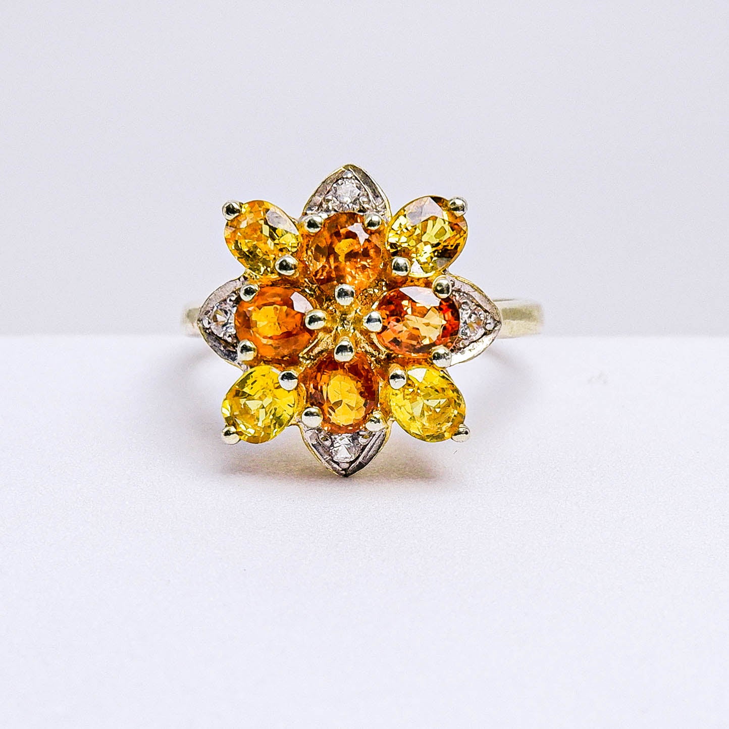 แหวนเงินแท้ 925 ฝังพลอย บุษราคัมบางกะจะ (Yellow Sapphire) + เซอร์คอน (Zircon)