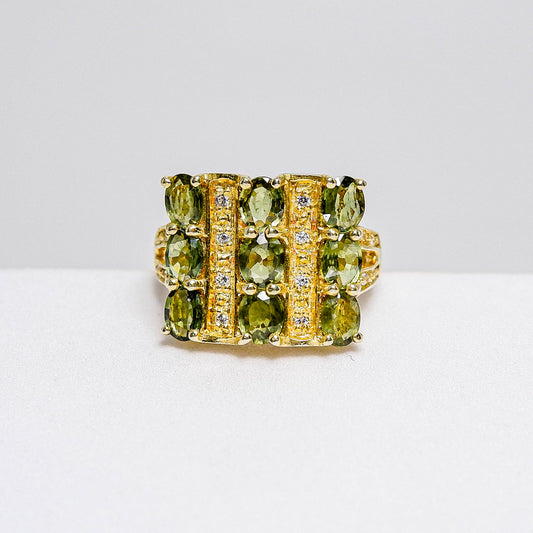 แหวนเงินแท้ 925 ฝังพลอย เขียวส่องบางกะจะ (greensapphire) + เซอร์คอน (Zircon)