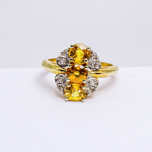 แหวนเงินแท้ 925 ฝังพลอย บุษราคัมบางกะจะ (Yellow Sapphire) + เซอร์คอน (Zircon)