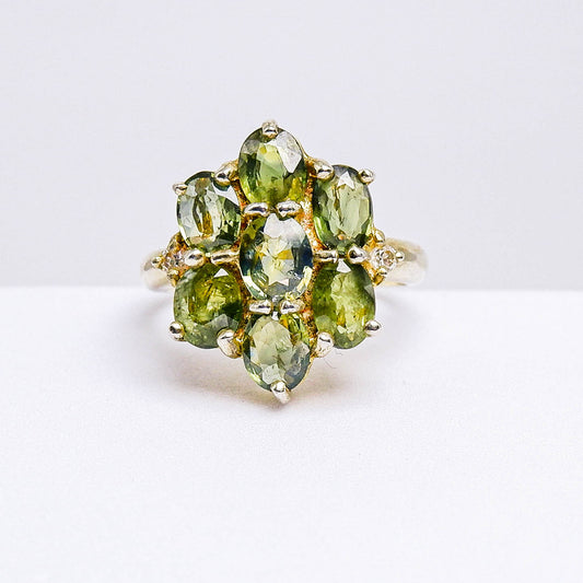 แหวนเงินแท้ 925 ฝังพลอย เขียวส่อง (green Sapphire) + เซอร์คอน (Zircon)