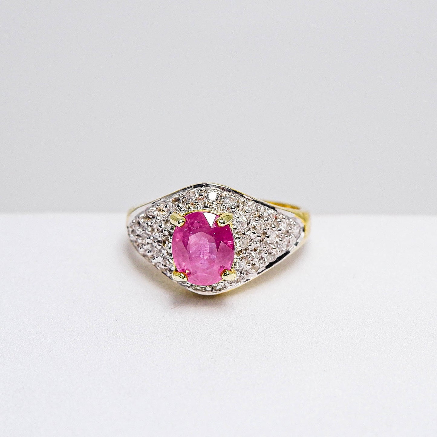 แหวนเงินแท้ 925 ฝังพลอย ทับทิมแทนซาเนีย (Tanzania Ruby) + เซอร์คอน (Zircon)