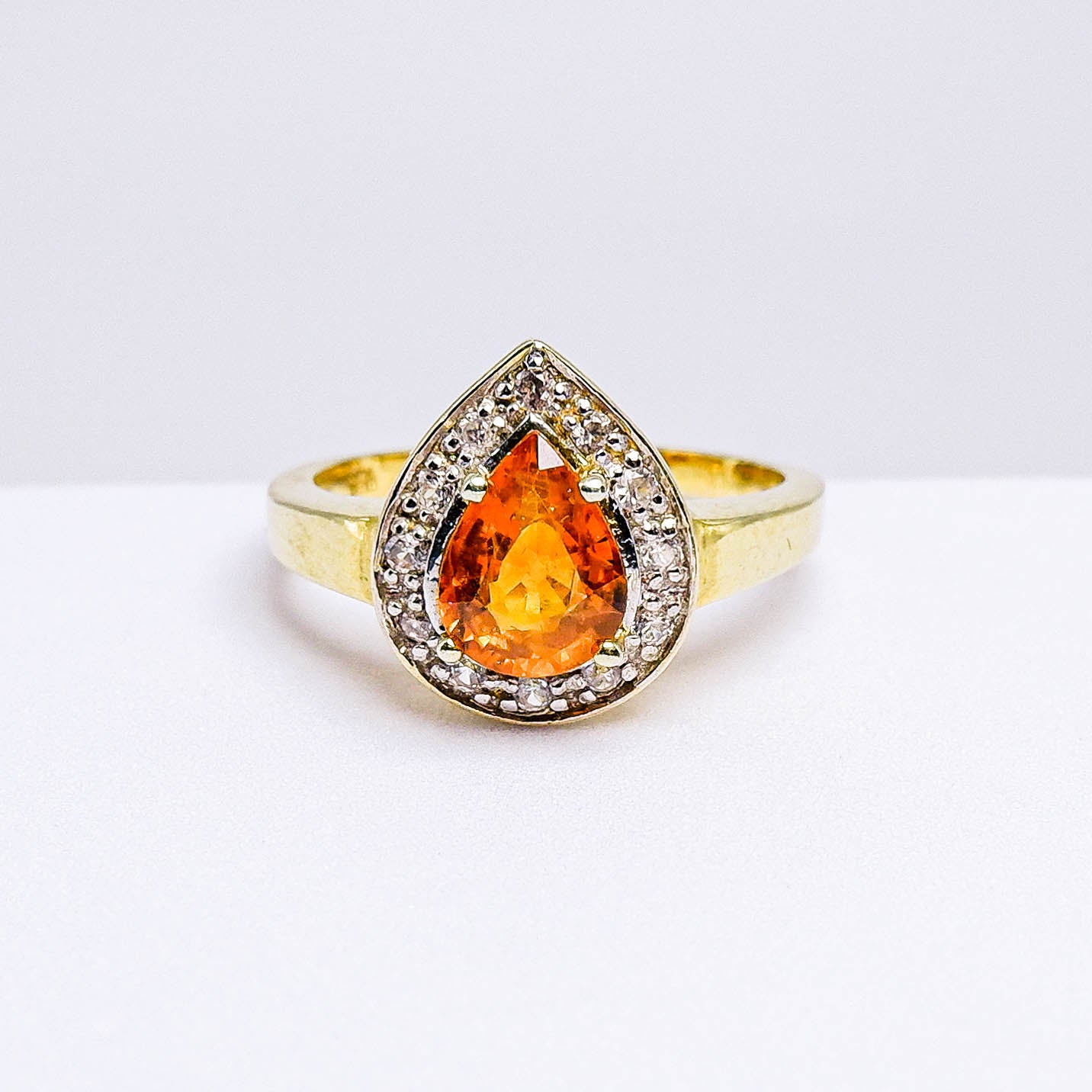 แหวนเงินแท้ 925 ฝังพลอย บุษราคัมบางกะจะ (Yellow Sapphire) + เซอร์คอน (Zircon)