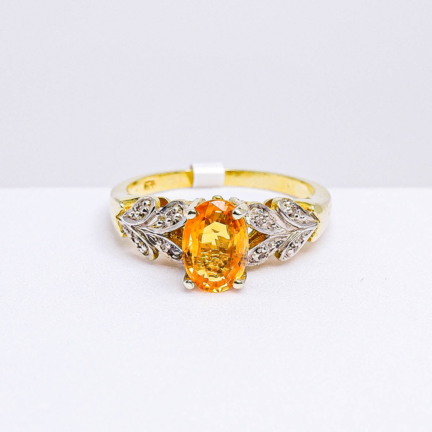 แหวนเงินแท้ 925 ฝังพลอย บุษราคัมบางกะจะ (Yellow Sapphire) + เซอร์คอน (Zircon)