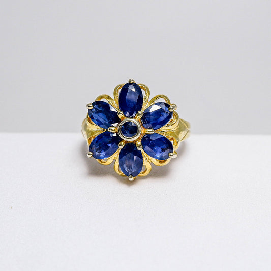 แหวนเงินแท้ 925 ฝังพลอย ไพลินมาบีรา (Mabira Blue Sapphire)