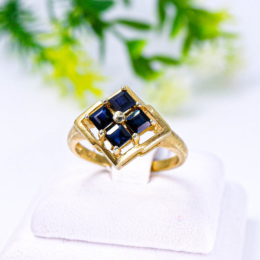 แหวนเงินแท้ 925 ฝังพลอย ไพลิน (Blue Sapphire) (สำเนา)