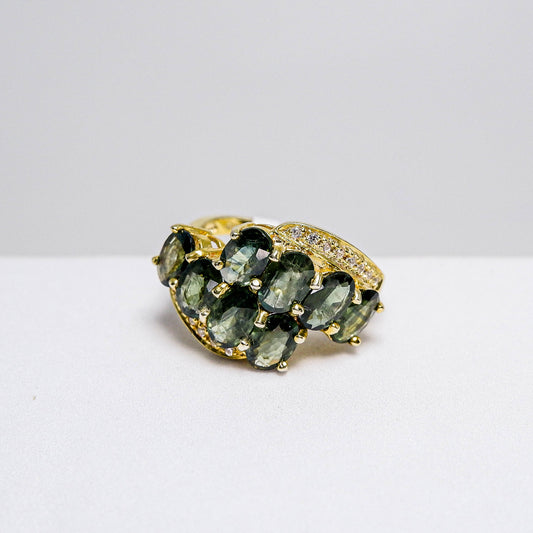 แหวนเงินแท้ 925 ฝังพลอย เขียวส่องบางกะจะ (greensapphire) + เซอร์คอน (Zircon)