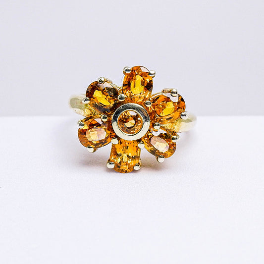 แหวนเงินแท้ 925 ฝังพลอย บุษราคัมบางกะจะ (Yellow Sapphire)