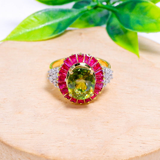 แหวนทอง9K ฝังพลอยสฟีน (Sphene) + ทับทิม (Ruby) + เพชร (Diamond)
