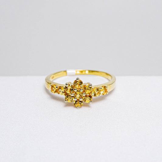 แหวนเงินแท้ 925 ฝังพลอย บุษราคัม (Yellow Sapphire)
