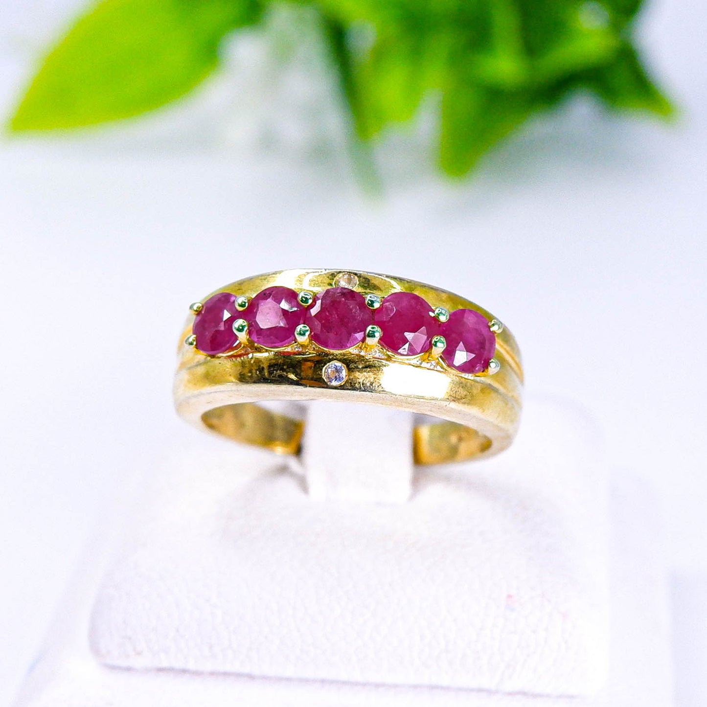 แหวนเงินแท้ 925 ฝังพลอย ทับทิมมาดาเผาเก่า (Madagascar Ruby) + ไวท์โทพาส (whitetopaz)