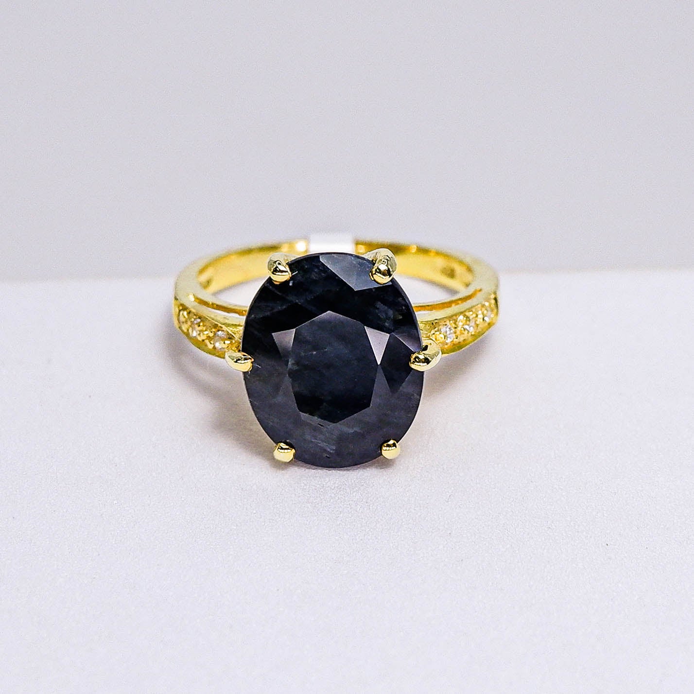 แหวนเงินแท้ 925 ฝังพลอย ไพลิน (Blue Sapphire) + เซอร์คอน (Zircon)