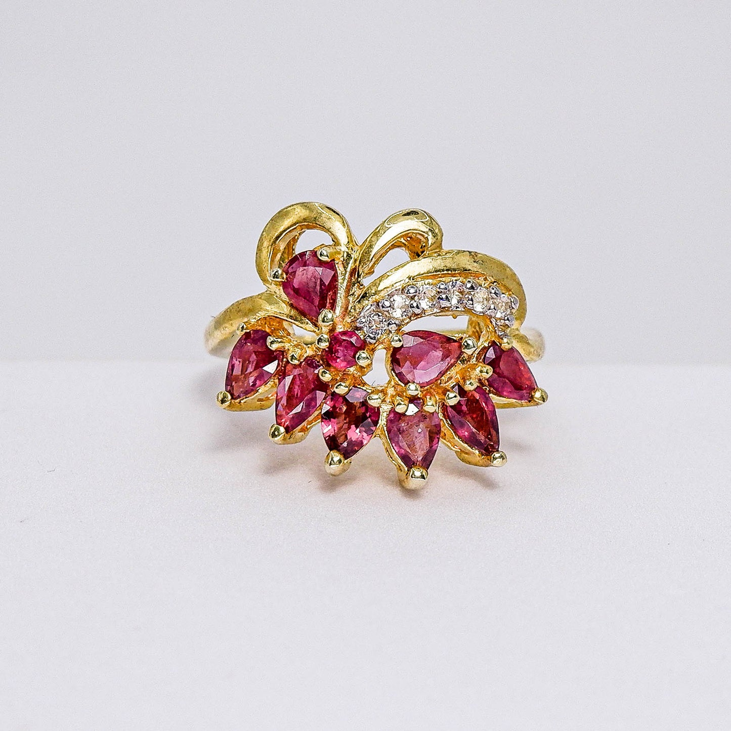 แหวนเงินแท้ 925 ฝังพลอย เรดสปิเนล (Red spinel) + ไวท์โทพาส (whitetopaz)