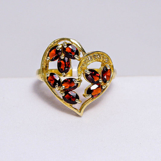 แหวนเงินแท้ 925 ฝังพลอย โกเมน (Garnet) + ไวท์โทพาส (whitetopaz)