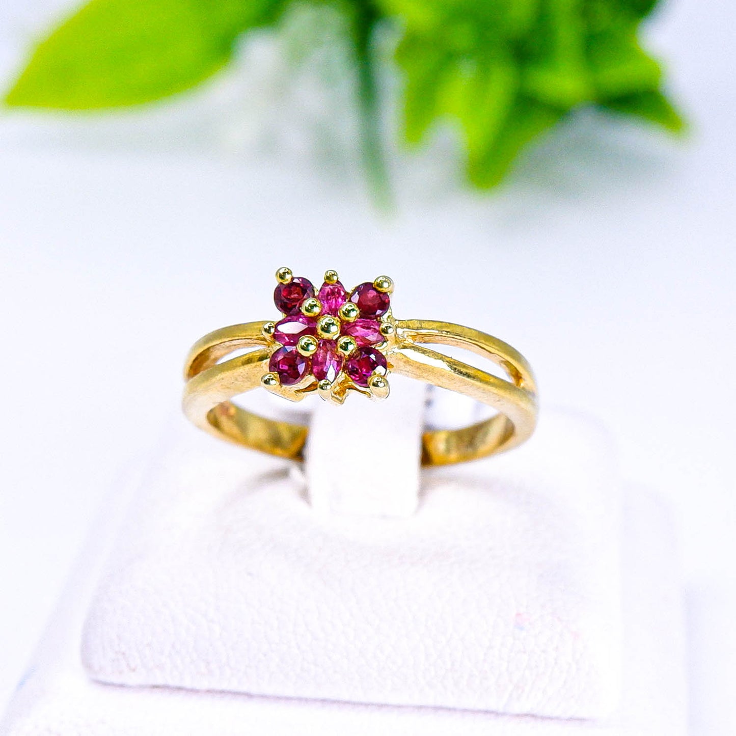 แหวนเงินแท้ 925 ฝังพลอย ทับทิมไทย (Siam Ruby)