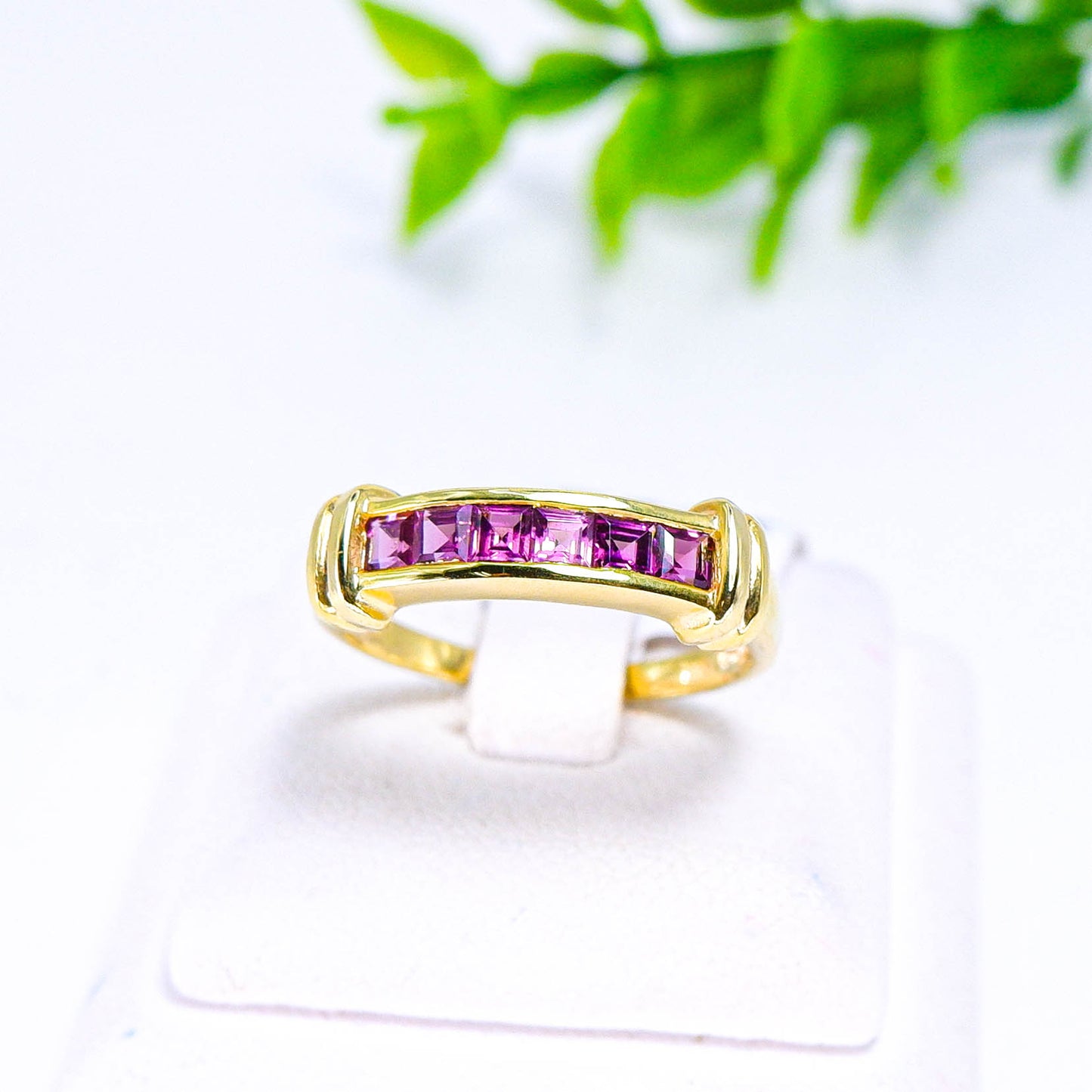 แหวนเงินแท้ 925 ฝังพลอย โรโดไลท์ (Rhodolite)
