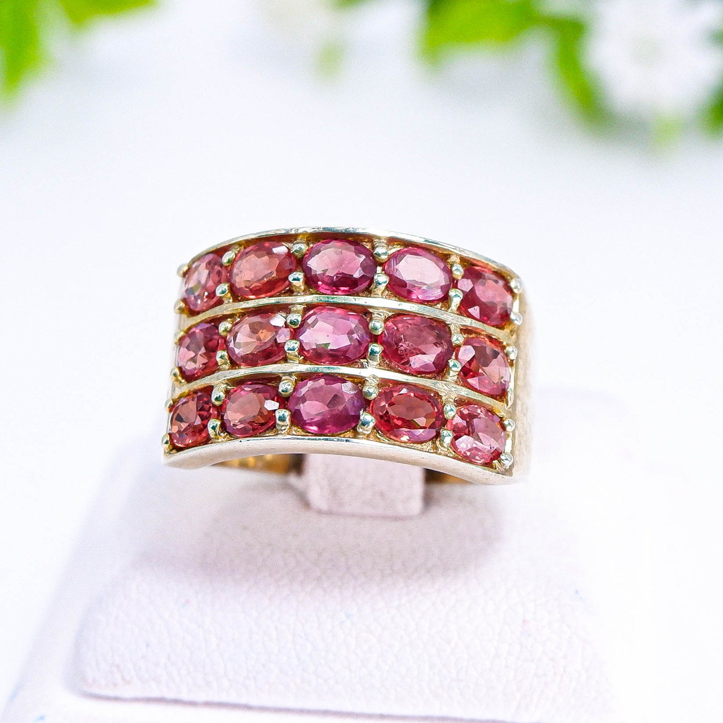 แหวนเงินแท้ 925 ฝังพลอย แซฟไฟร์ (Sapphire)