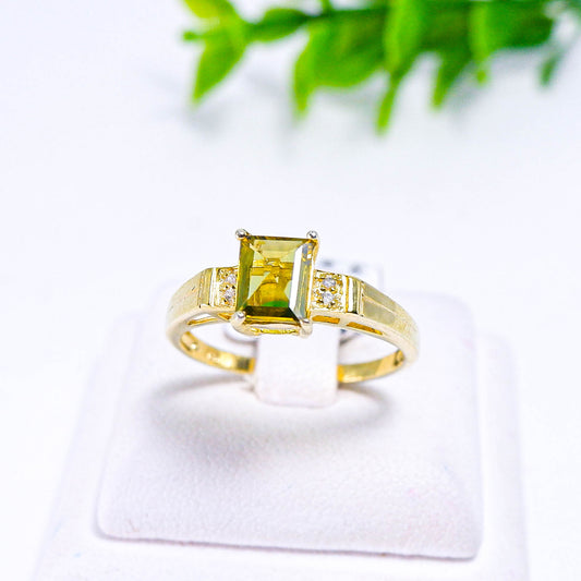 แหวนเงินแท้ 925 ฝังพลอย เขียวส่อง (green Sapphire) + เซอร์คอน (Zircon)