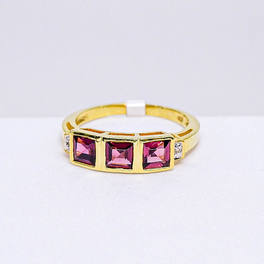แหวนเงินแท้ 925 ฝังพลอย โรโดไลท์ (Rhodolite) + เซอร์คอน (Zircon)