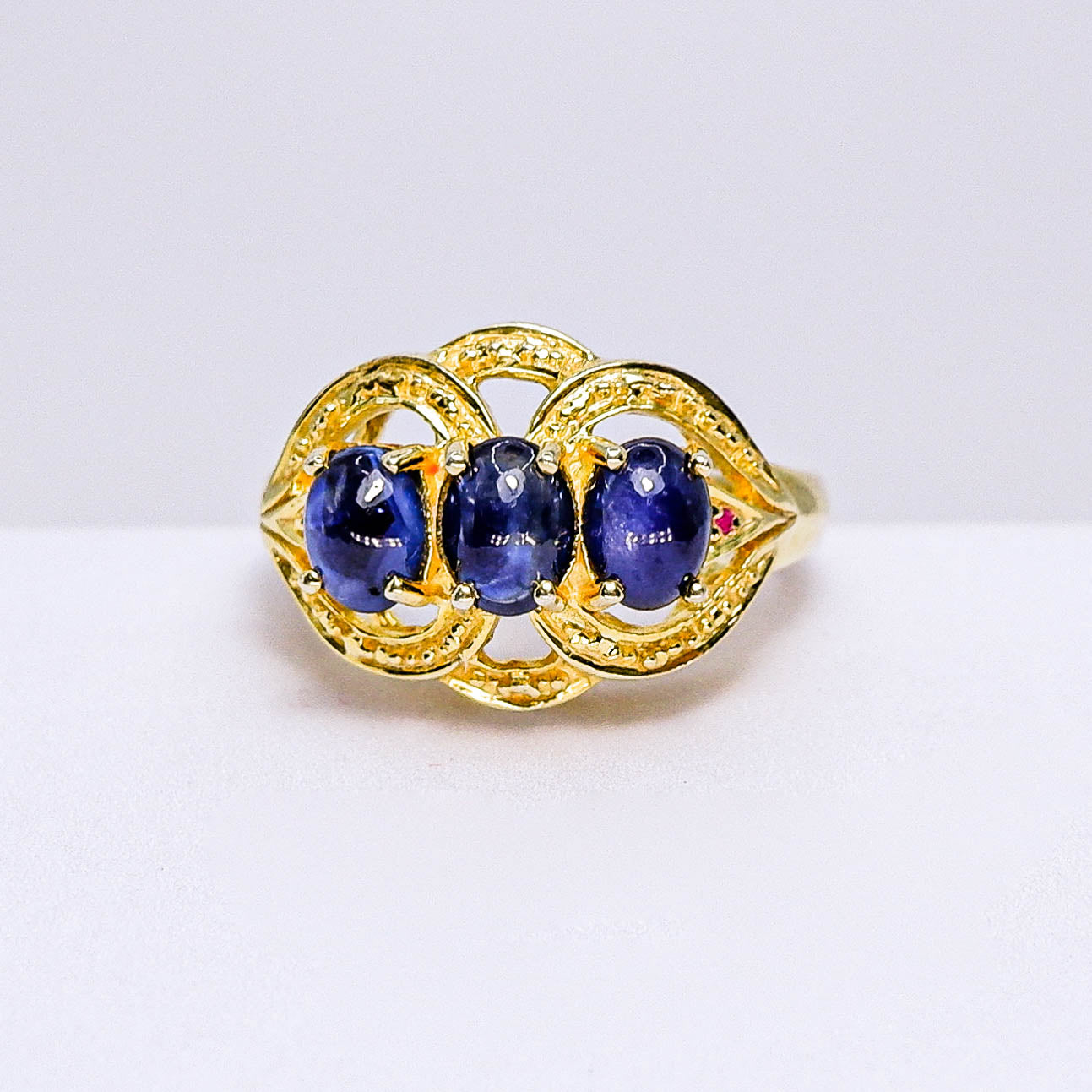 แหวนเงินแท้ 925 ฝังพลอย ไพลิน (Blue Sapphire) + ทับทิม (Ruby)