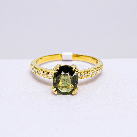 แหวนเงินแท้ 925 ฝังพลอย เขียวส่อง (green Sapphire) + เซอร์คอน (Zircon)