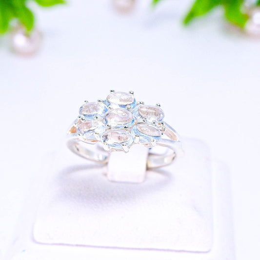 แหวนเงินแท้ 925 ฝังพลอย บลูโทพาส (Blue Topaz) + ไวท์โทพาส (whitetopaz)