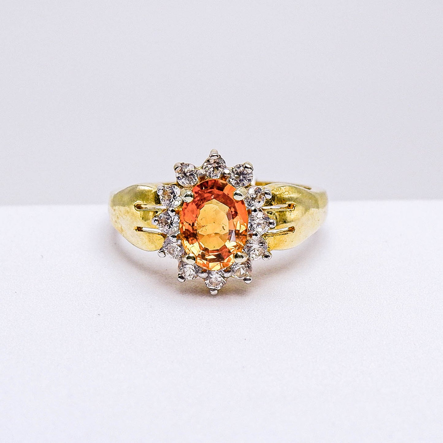 แหวนเงินแท้ 925 ฝังพลอย บุษราคัมบางกะจะ (Yellow Sapphire) + เซอร์คอน (Zircon)