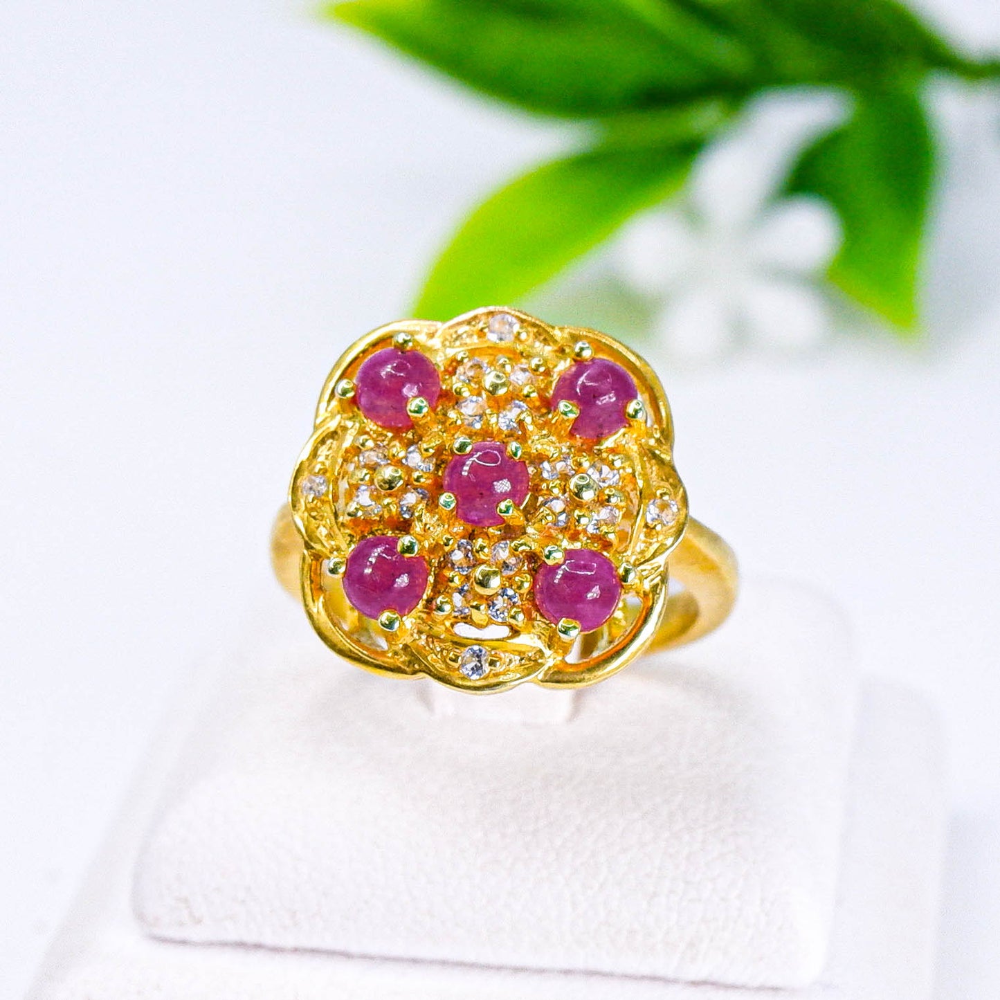 แหวนเงินแท้ 925 ฝังพลอย ทับทิมมาดาหลังเบี้ยดิบ (Madagascar Ruby) + ไวท์โทพาส (whitetopaz)