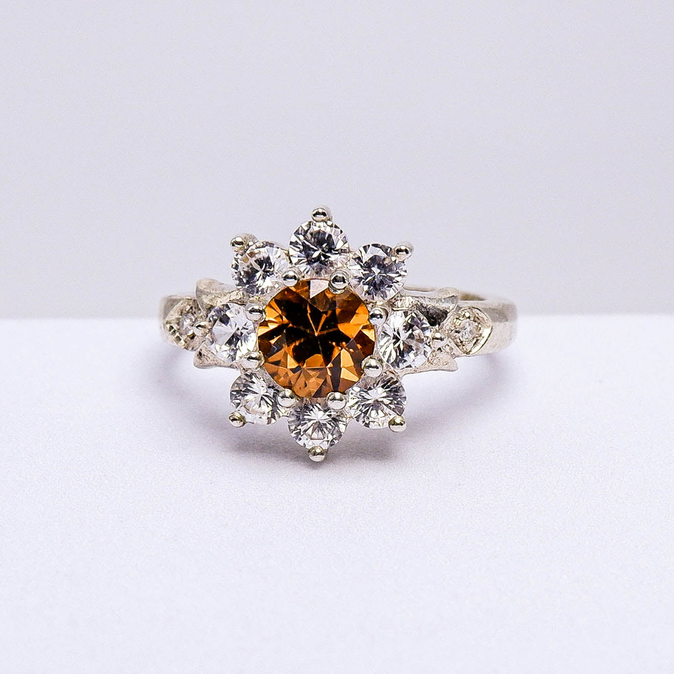แหวนเงินแท้ 925 ฝังพลอย เพทาย (ดิบ) (Unheated Zircon) + เซอร์คอน (Zircon)