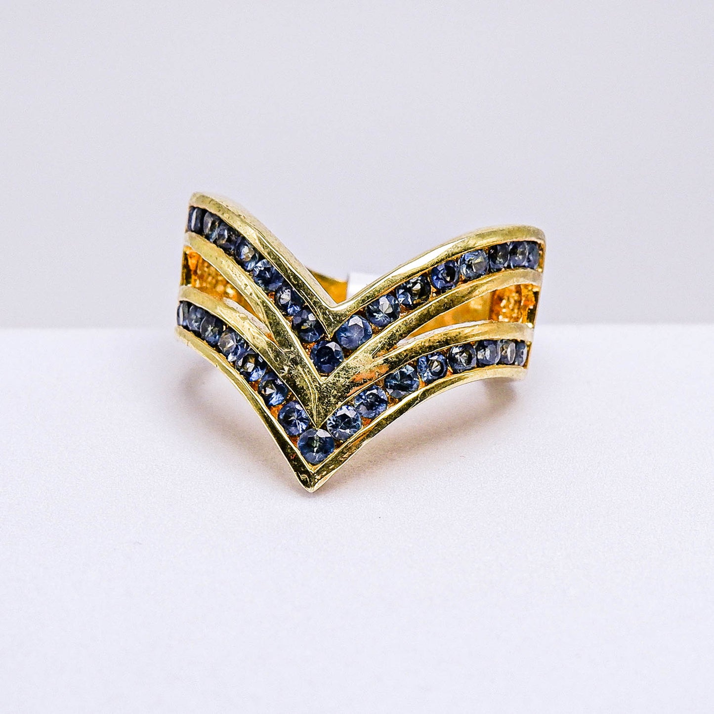 แหวนเงินแท้ 925 ฝังพลอย ไพลิน (Blue Sapphire)