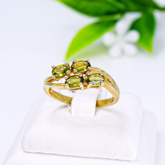 แหวนเงินแท้ 925 ฝังพลอย เขียวส่อง (green Sapphire)