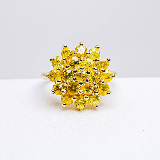 แหวนเงินแท้ 925 ฝังพลอย บุษราคัม (Yellow Sapphire)