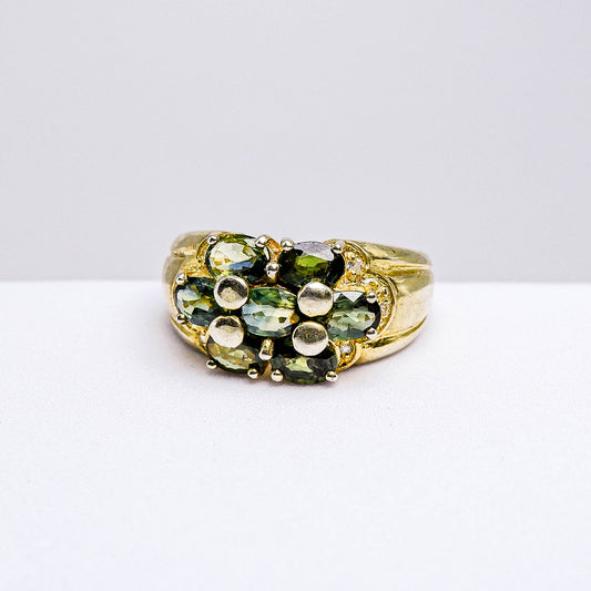 แหวนเงินแท้ 925 ฝังพลอย เขียวส่องบางกะจะ (green Sapphire) + เขียวส่อง (green Sapphire)