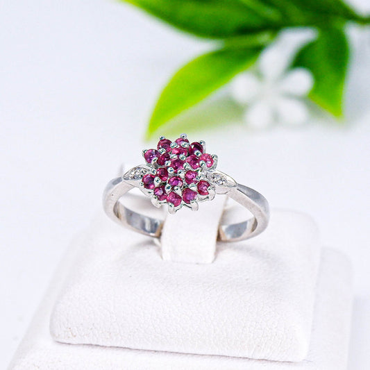 แหวนเงินแท้ 925 ฝังพลอย ทับทิมไทย (Siam Ruby) + เซอร์คอน (Zircon)