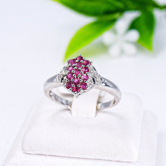 แหวนเงินแท้ 925 ฝังพลอย ทับทิมไทย (Siam Ruby) + เซอร์คอน (Zircon)