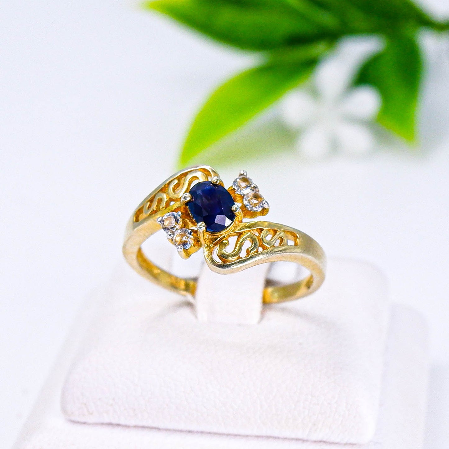 แหวนเงินแท้ 925 ฝังพลอย ไพลิน (Blue Sapphire) + โทพาส (Topaz)
