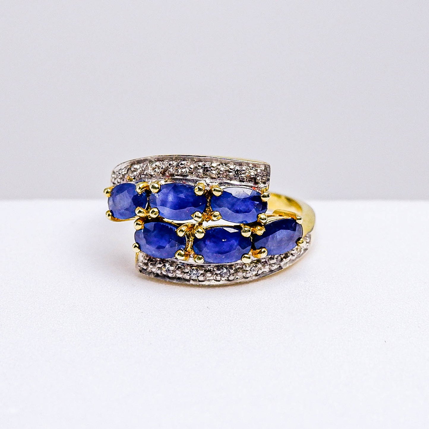 แหวนเงินแท้ 925 ฝังพลอย ไพลิน (Blue Sapphire) + เซอร์คอน (Zircon)