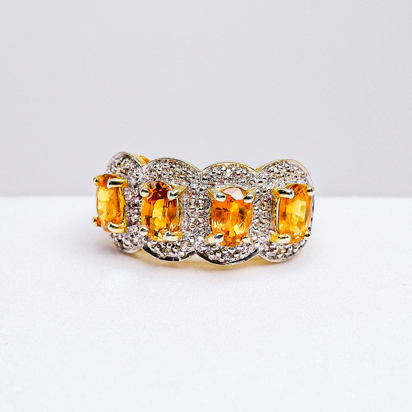 แหวนเงินแท้ 925 ฝังพลอย บุษราคัม (Yellow Sapphire) + เซอร์คอน (Zircon)