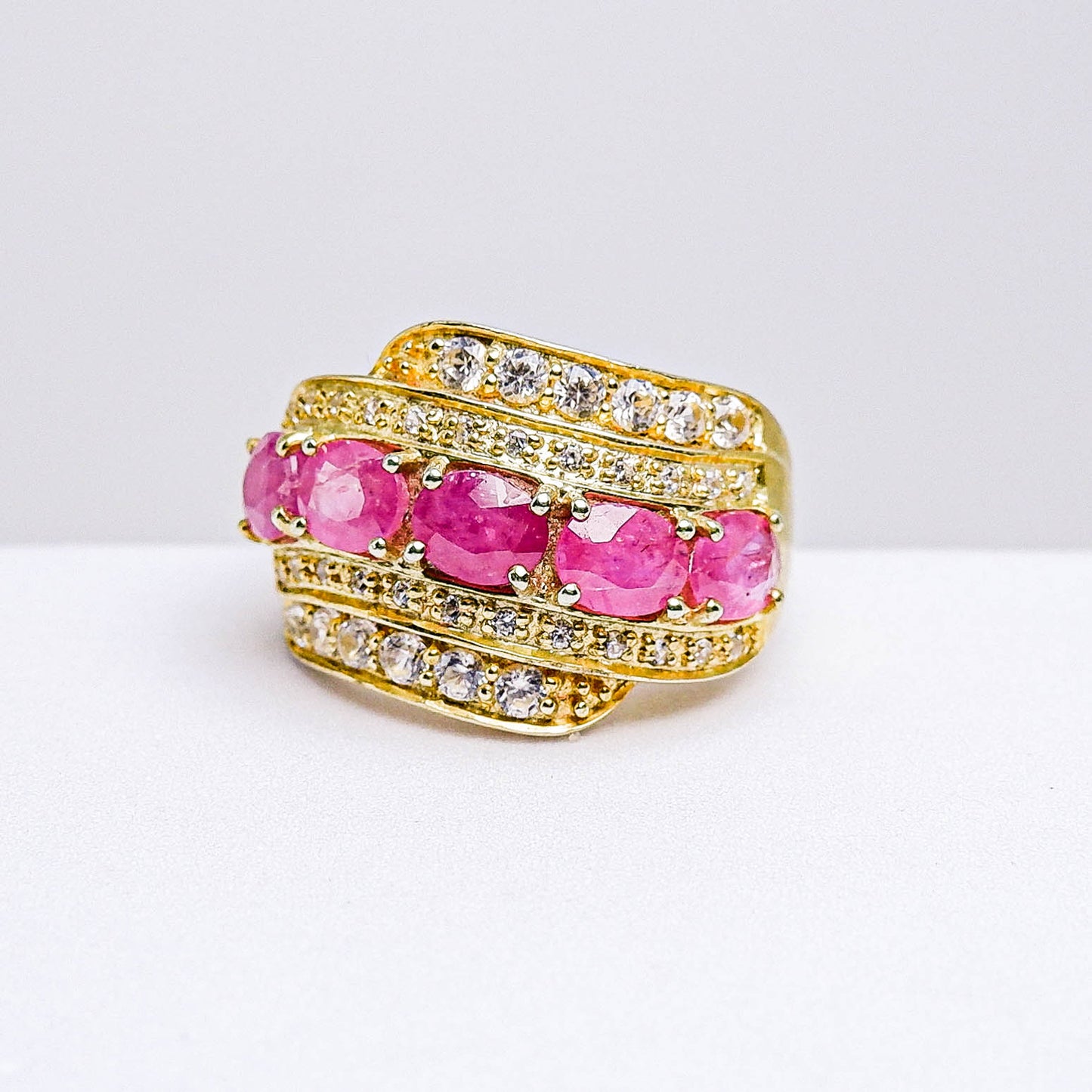 แหวนเงินแท้ 925 ฝังพลอย ทับทิมมาดา (Madagascar Ruby) + เซอร์คอน (Zircon)