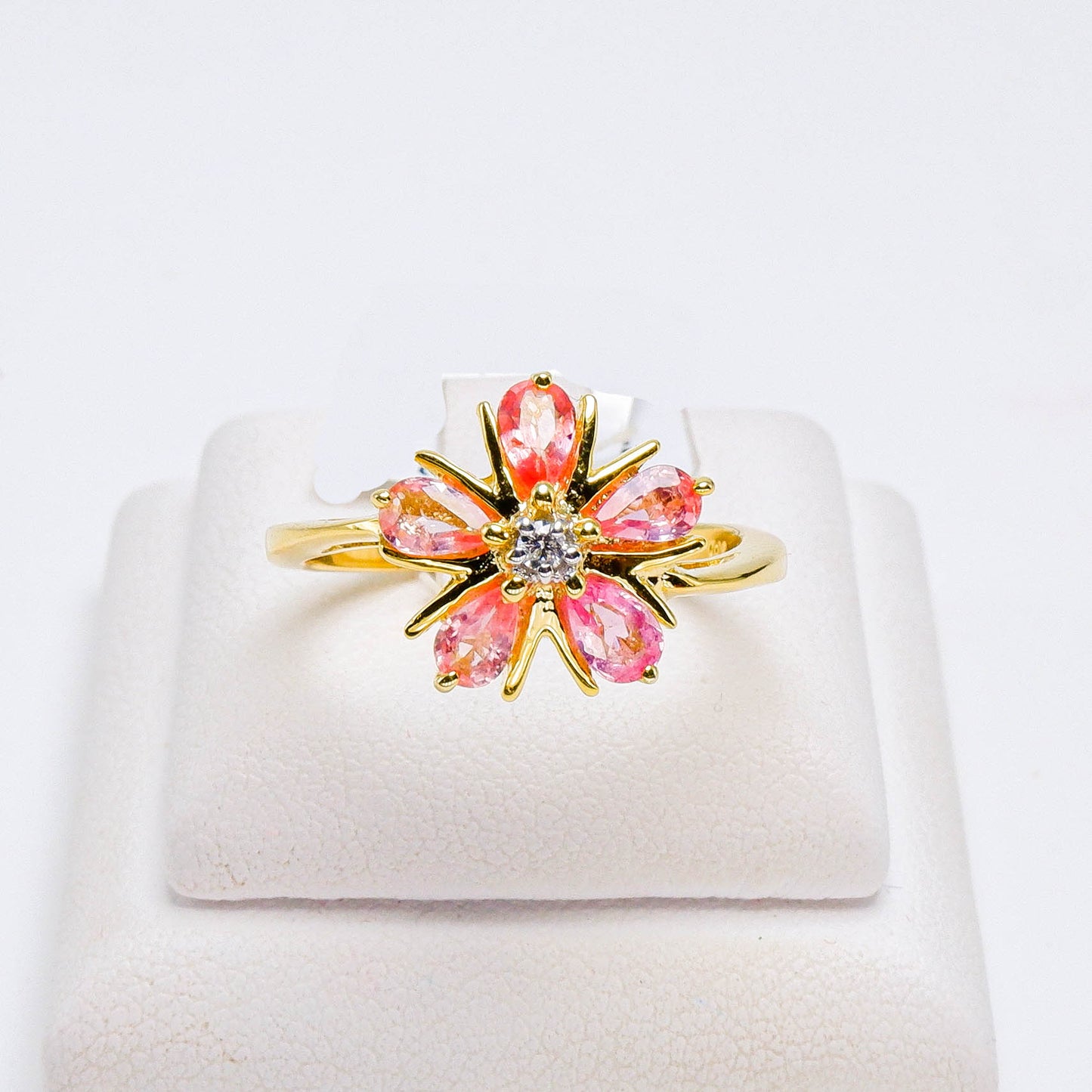 แหวนทอง9K ฝังพลอย พัดพารัดชา (padparadscha) + เพชร (Diamond)