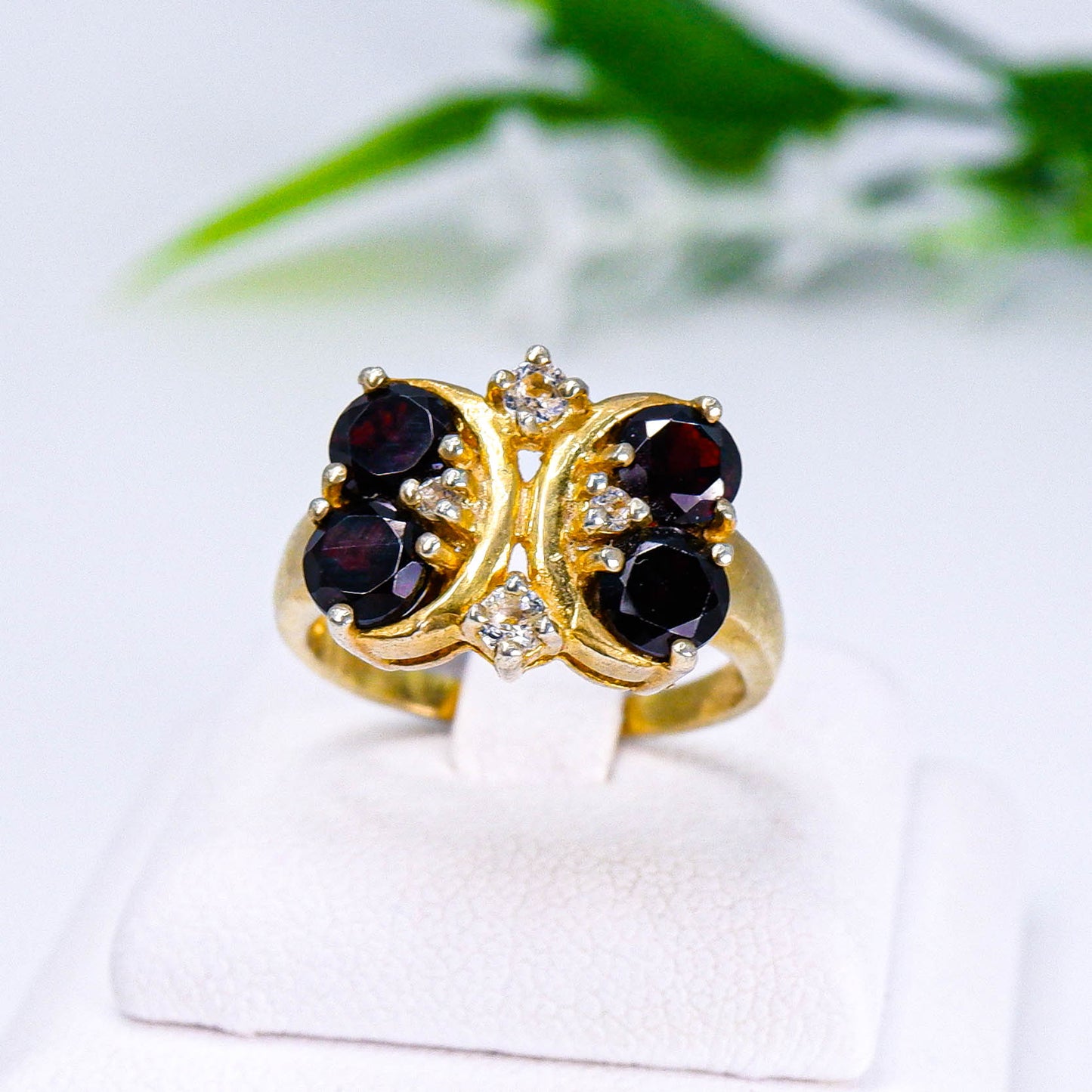 แหวนเงินแท้ 925 ฝังพลอย โกเมน (Garnet) + โทพาส (Topaz)