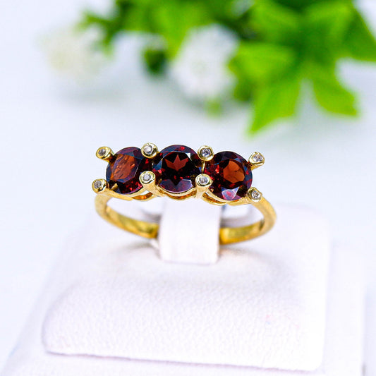 แหวนเงินแท้ 925 ฝังพลอย โกเมน (Garnet) + เซอร์คอน (Zircon)