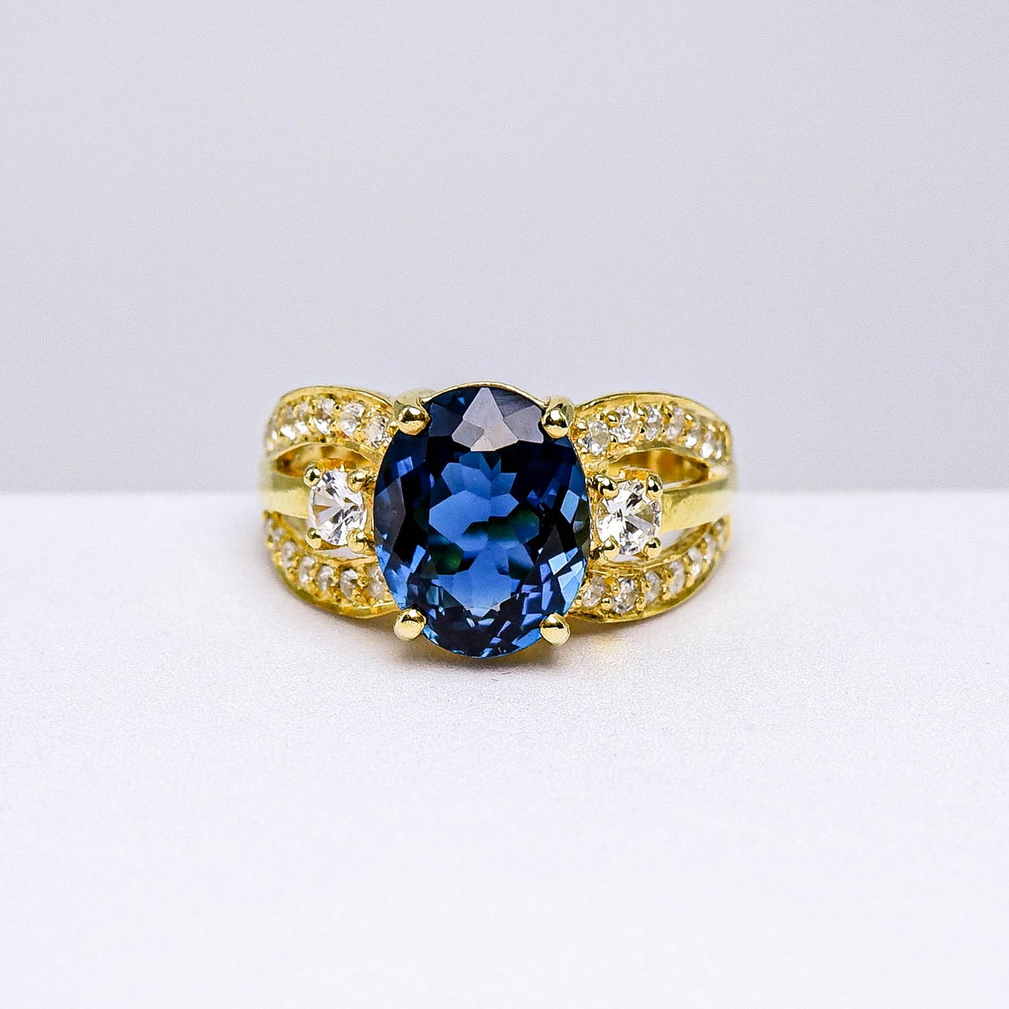 แหวนเงินแท้ 925 ฝังพลอย ลอนดอนบลู (London Blue) + เซอร์คอน (Zircon)