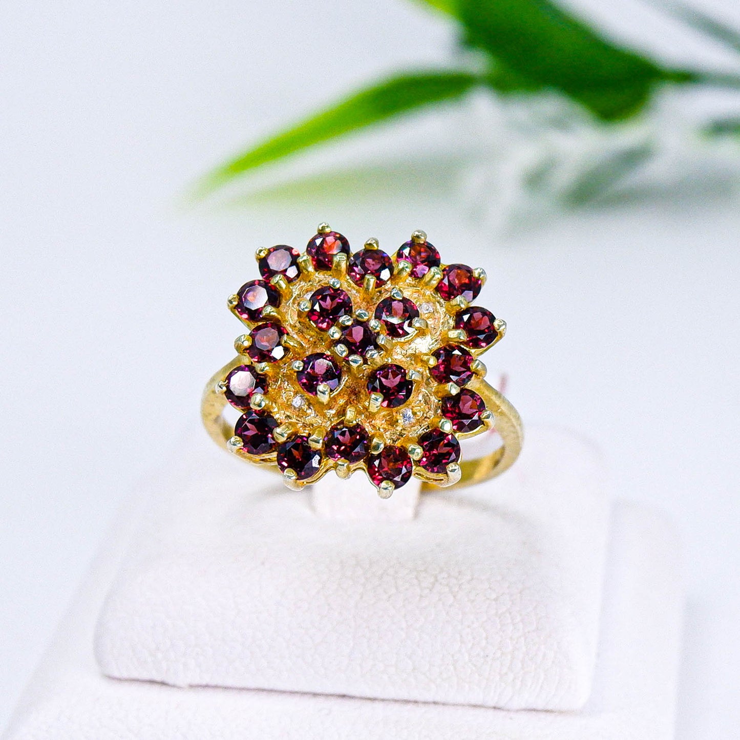 แหวนเงินแท้ 925 ฝังพลอย โรโดไลท์ (Rhodolite) + ไวท์โทพาส (whitetopaz)