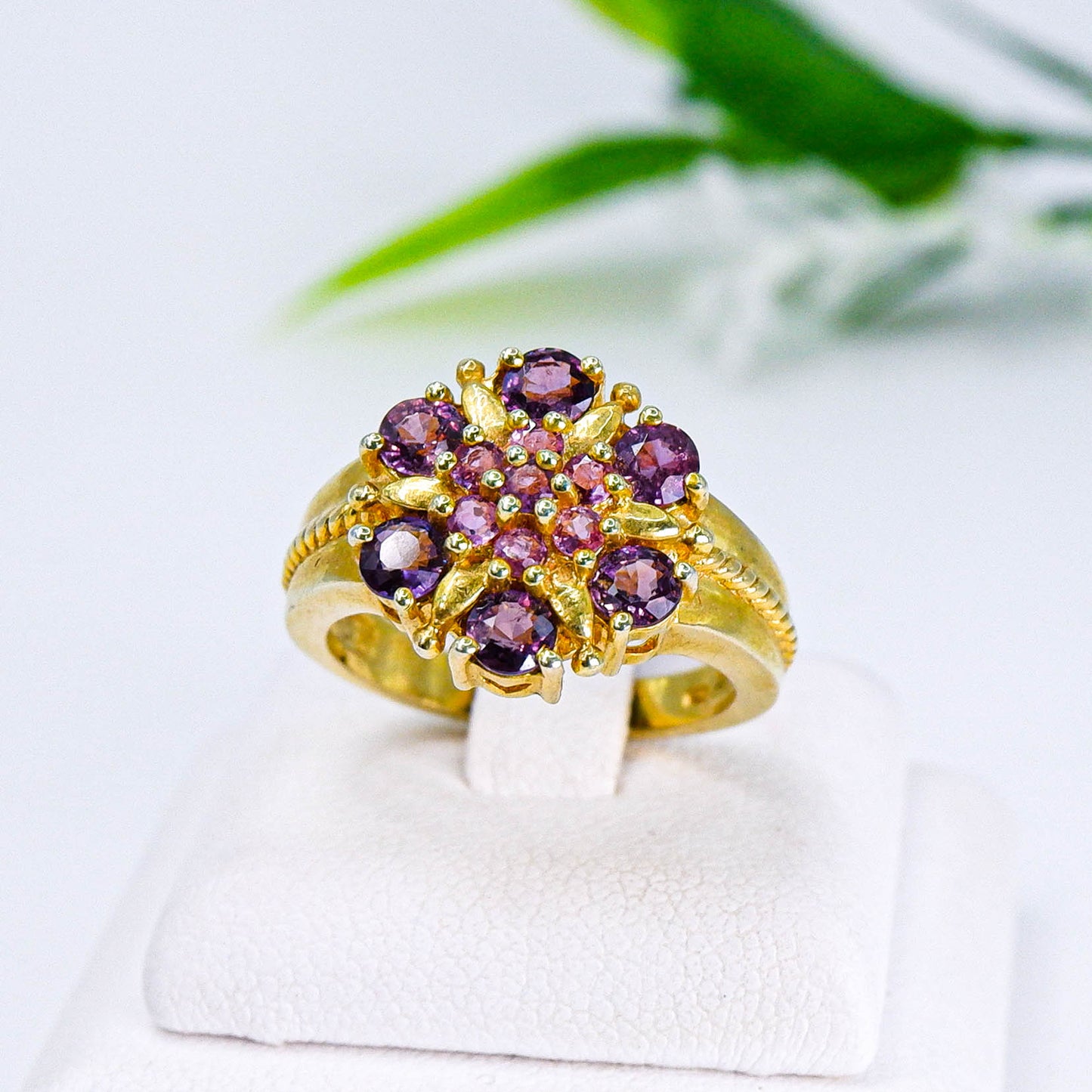 แหวนเงินแท้ 925 ฝังพลอย แซฟไฟร์ไทย (Thai Sapphire)