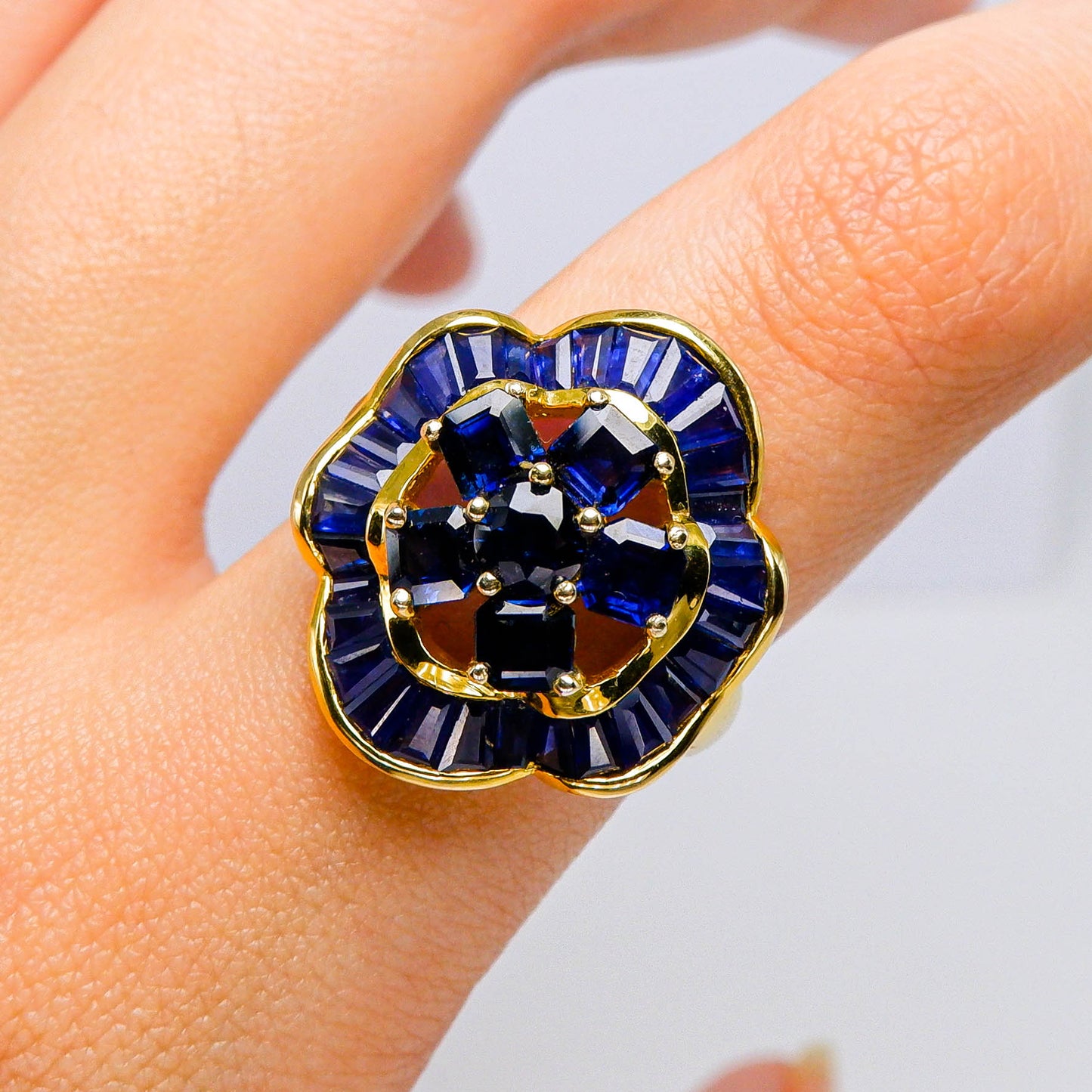 แหวนทอง9K ฝังพลอย ไพลิน (blue sapphire) + ไพลินแทปเปอร์ (blue sapphire tapper)