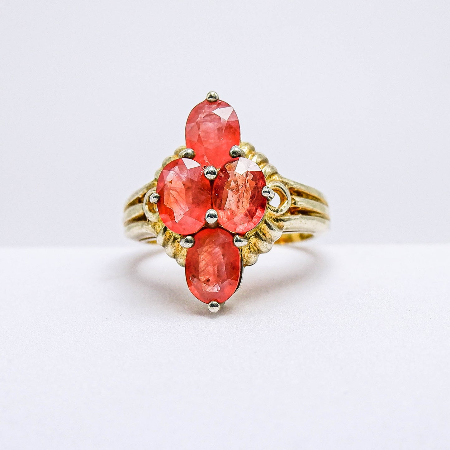 แหวนเงินแท้ 925 ฝังพลอย ออเรนจ์แซฟไฟร์ (Orange Sapphire)