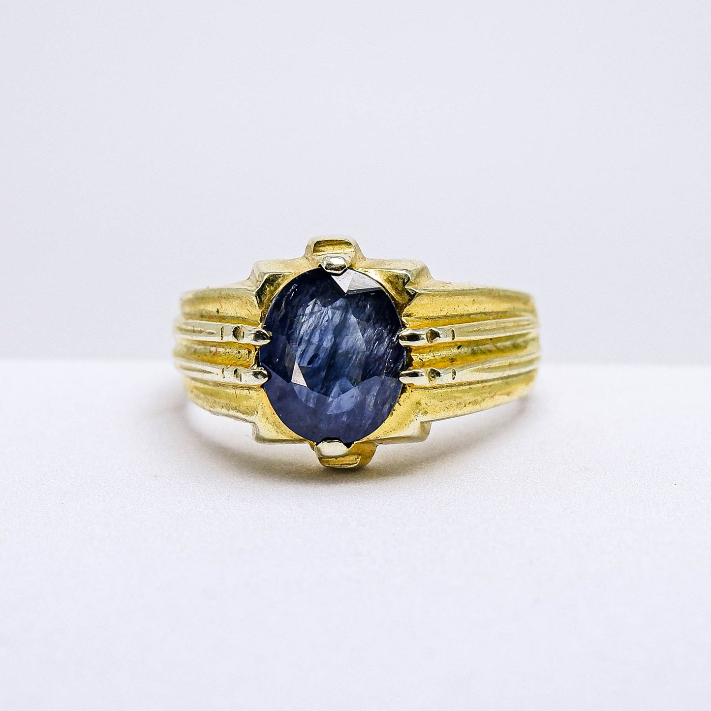 แหวนเงินแท้ 925 ฝังพลอย ไพลิน (Blue Sapphire)